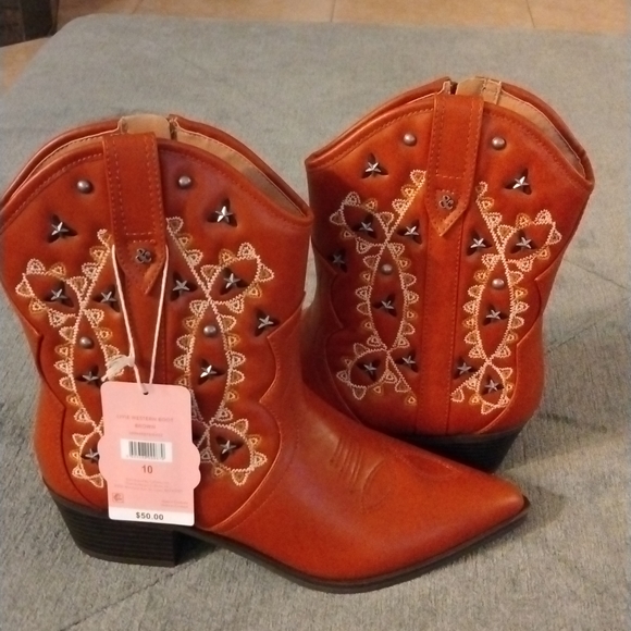 Cowboy boots - Picture 2 of 8